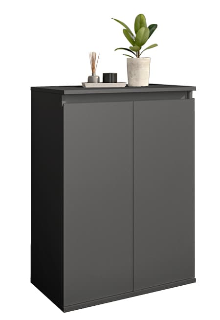 kompakte kommode in matt schwarz mit zwei grifflosen tueren