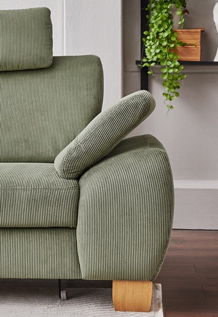 praktisches ecksofa mit integriertem stauraum